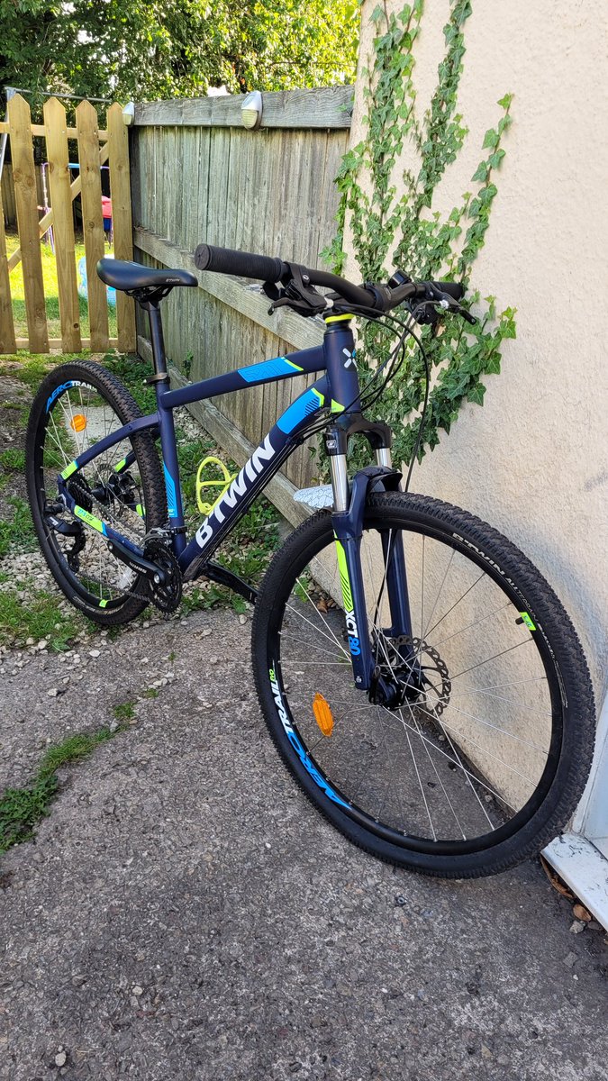 PuffaJones (@puffajones) on Twitter photo Thank you to <a href="/UTacko/">Uncle Tacko</a> for dropping by Shedquarters on his way to Bike Park Wales.....
To donate this awesome Rockrider to the project!
#freebikes4kids #community #cycling #bmx #mtb #charity
#giving #KindnessMatters
#MentalHealthMatters
#newport #recycle
#free #pedallingtheport Thank you to <a href="/UTacko/">Uncle Tacko</a> for dropping by Shedquarters on his way to Bike Park Wales.....
To donate this awesome Rockrider to the project!
#freebikes4kids #community #cycling #bmx #mtb #charity
#giving #KindnessMatters
#MentalHealthMatters
#newport #recycle
#free #pedallingtheport