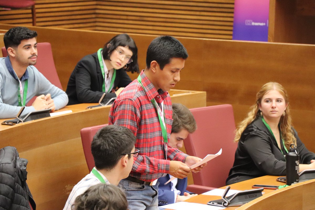 Consell Valencià de la Joventut tweet media