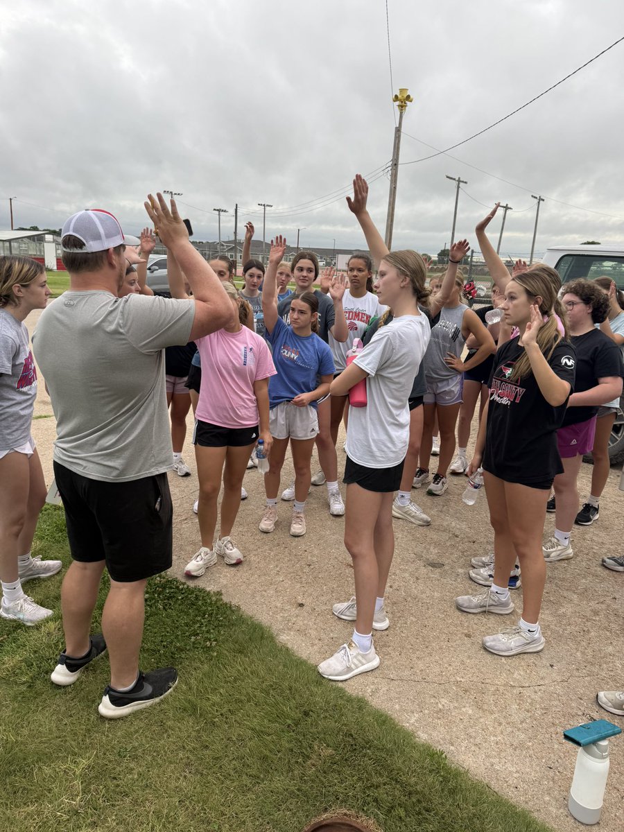 Lady Red Volleyball tweet media