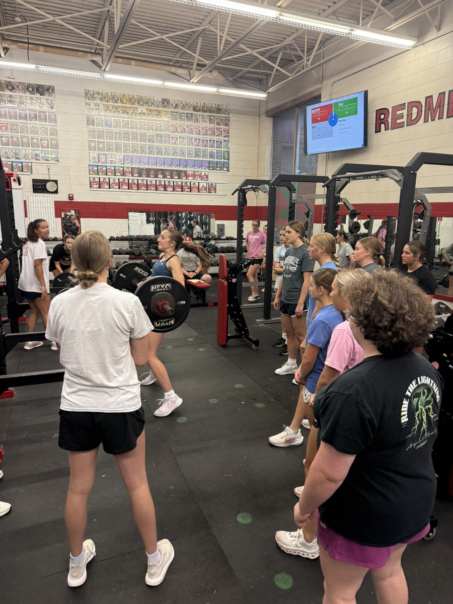 Lady Red Volleyball tweet media