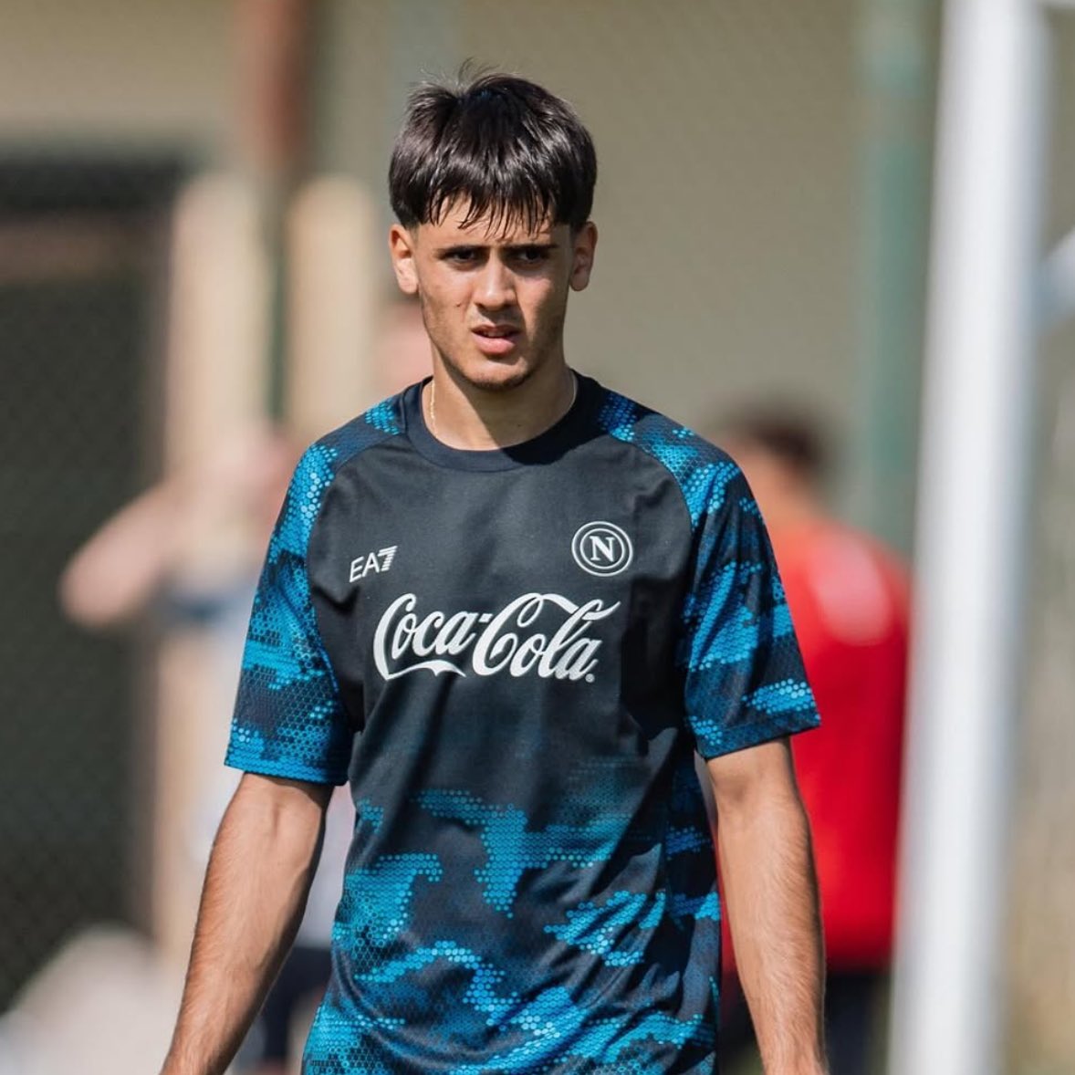 Confirmado: El joven talento Matija #Popović deja el #Napoli con efecto inmediato para fichar por el #Partizan: Traspaso gratuito con un porcentaje de futura venta. 

Prometía mucho, pero llegó en Enero de 2024 y apenas sumó minutos con el equipo juvenil del club.