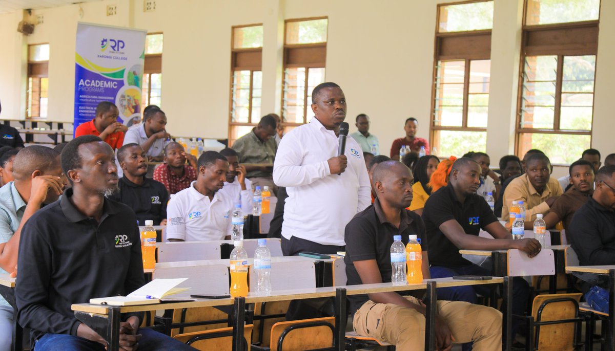 Karongi_College's tweet image. During his visit to RP-Karongi College, DVC-ARIA @emusonera held an interactive session with staff on their vital role in delivering the institution’s mandate, stressing the importance of collaboration, commitment &amp;amp; the efficient use of resources to drive institutional success.