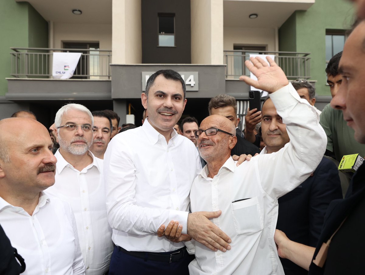 Besni Şire Pazarı’nda hemşehrilerimizle kucaklaştık, hasret giderdik.

📍Adıyaman
