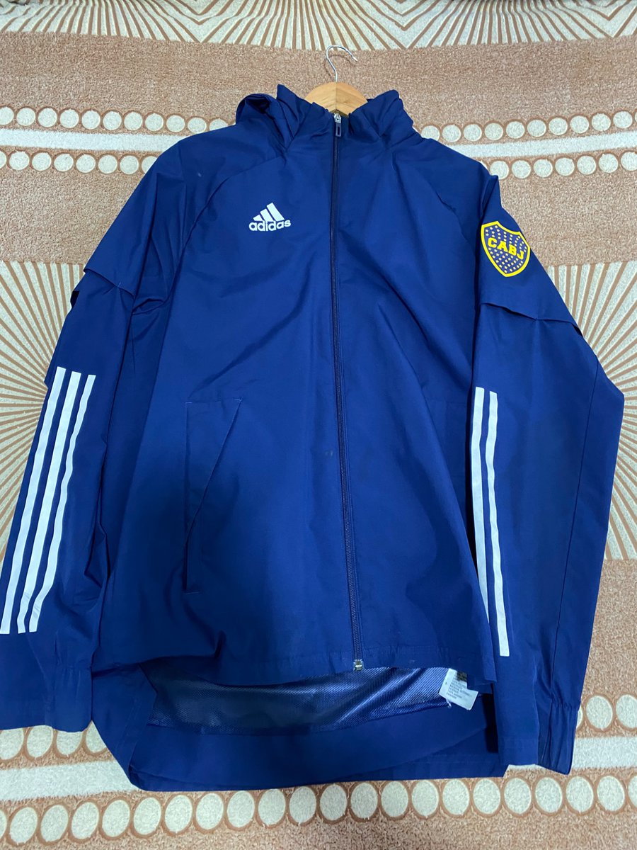 Sebacabe2's tweet photo. @marto_m3 Campera all weather 2020 talle S (sirve para un M) $ 180
Conjunto puma 10 talle M $ 100
Campera N98 2016 talle M $ 80 https://t.co/9LgELiNCaS