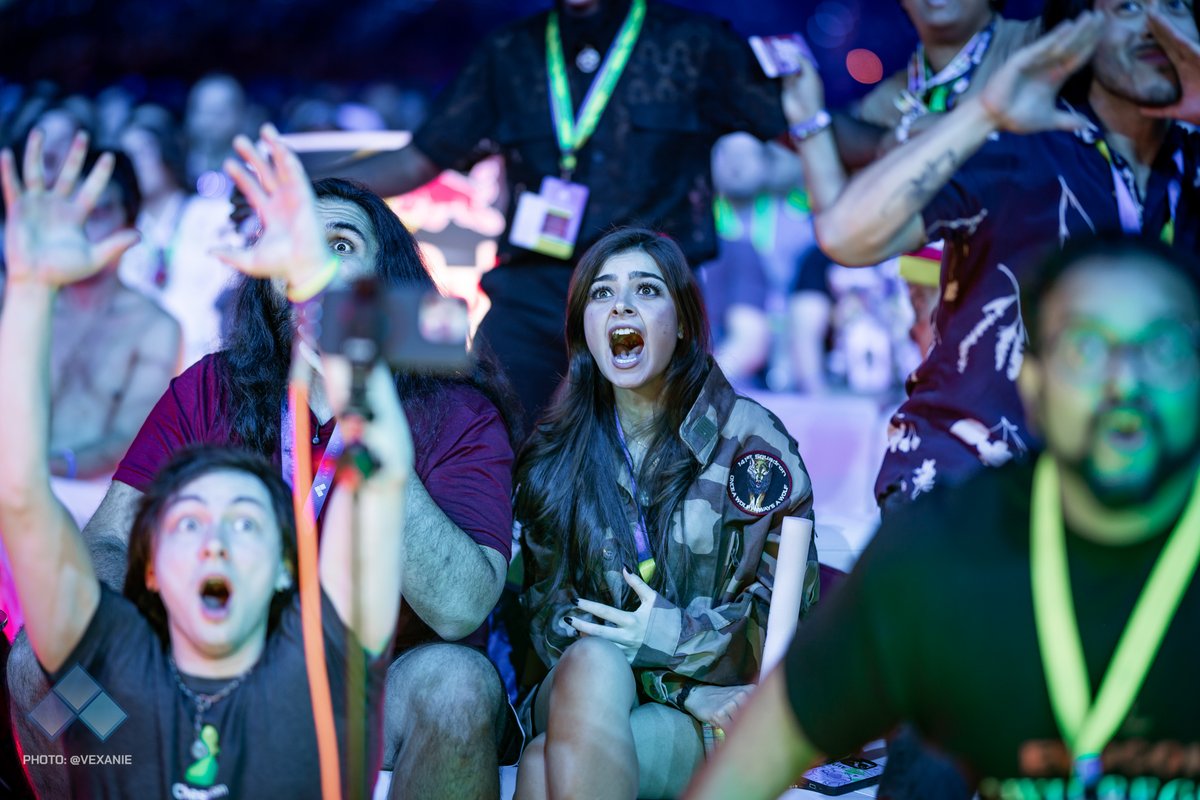 Vexanie's tweet image. My #EVO2025 albums are live!

➡️ Day 1: bit.ly/EVO25-Day1 
➡️ Day 2: bit.ly/EVO25-Day2 
➡️ Day 3: bit.ly/EVO25-Day3 

Enjoy ❤️