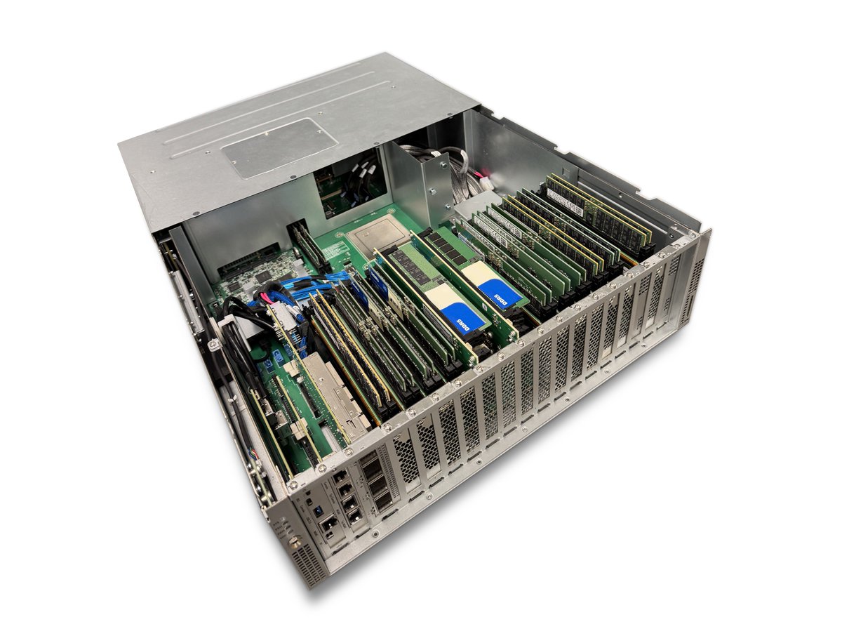 enfabrica_'s tweet image. Happy Friday! 

"Enfabrica's new Ethernet-based AI memory fabric system drops AI inference cost per user per token by up to 50%."

Another great piece of coverage on our EMFASYS announcement. Thank you @duanebenson at @AllAboutCircuit  for the write up. 

Read the full article…