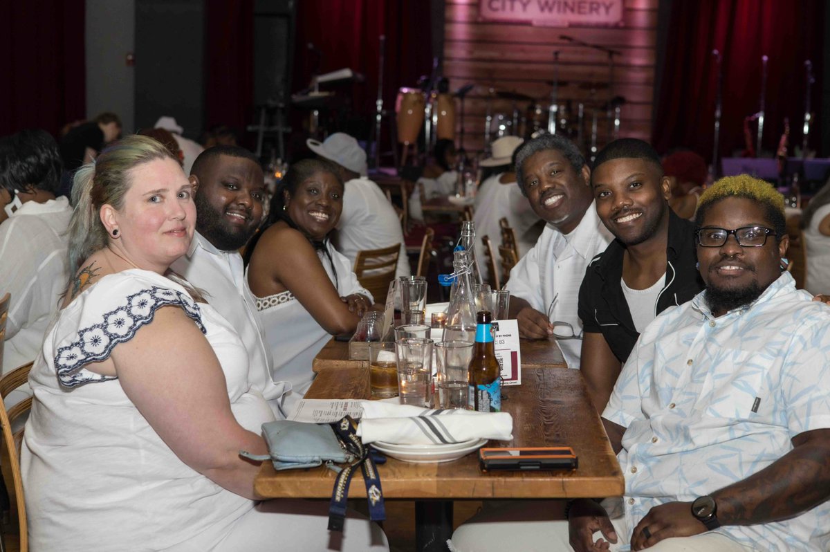 SFPCafe's tweet photo. Gather the gang for a night of spoken word and live music! Pull up Aug 30 to @citywinerynsh for powerful poetry, passionate performances, and pure grown &amp; sexy energy with @klovethepoet @quentinmichaelmusicgroup and more!!

For tables visit: https://t.co/TC3U5Oct9A https://t.co/cNp5tOrIzT