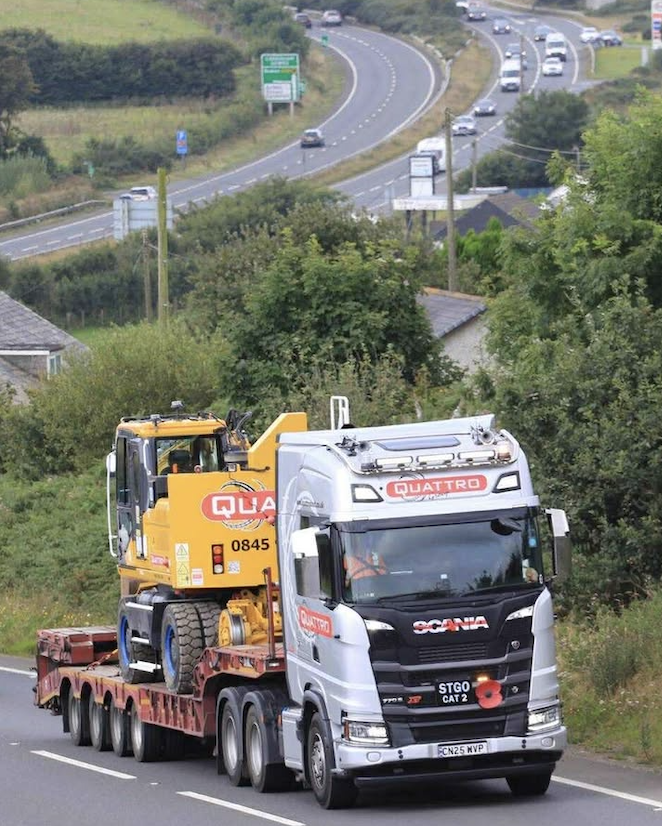🔴 Quattro in Action
Another solid run from Lee Willmetts, collecting rail plant in Cornwall and heading east to Dawlish Warren. Just one of his many deliveries in the new Scania 770 keeping the Quattro Liverton operations running smoothly.