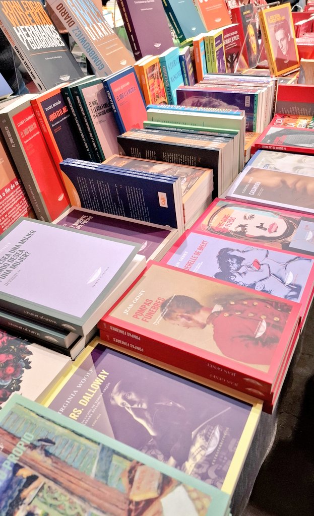 Dia 2 en la <a href="/FEditores/">#FED25 : Feria de Editores</a> de Buenos Aires. Los esperamos!