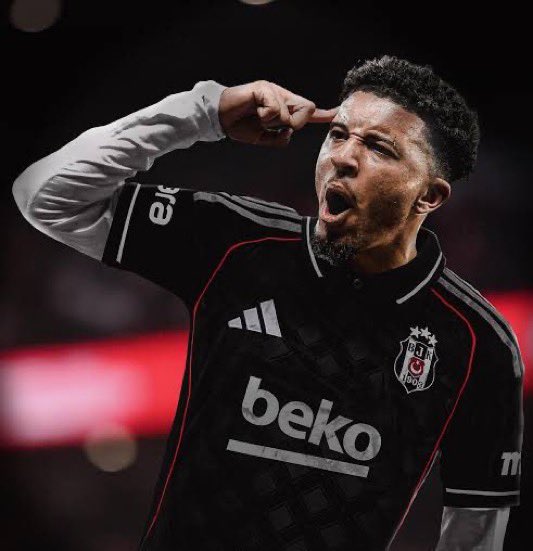 #ComeToBeşiktaşSancho Bu etikete destek vermeyen renkli olsun 💥 🔥 

Haydi büyük Beşiktaş taraftarı hep birlikte yapalım 🦅🦅