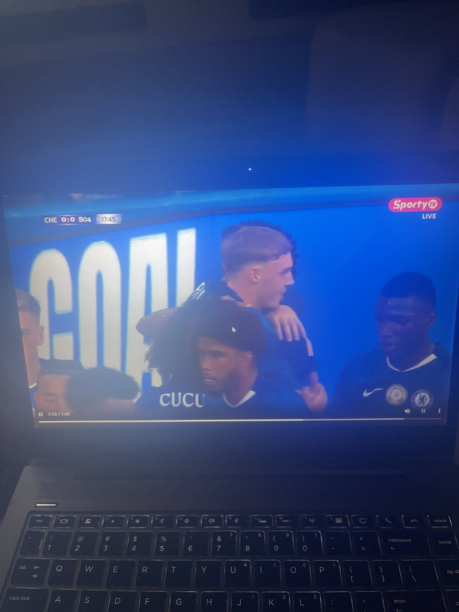 Estevao makes it 1-0 for Chelsea 💙