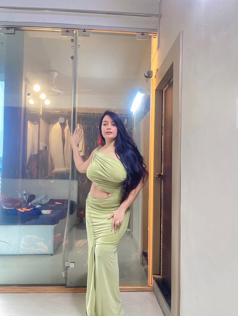 Senha31's tweet photo. #curvy #bodycon #hotness #hotmess #newday #newfits #thickandcurvy #thicc #staycurvy #ifeelbeautiful #bodyconfidence #pistachio #olive #mintgreen #lightandshadow #myroom https://t.co/VTgraiKvgv