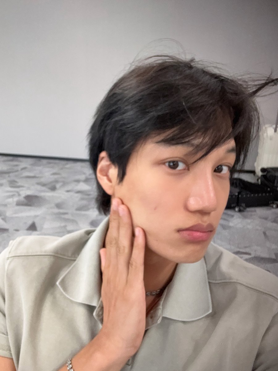 nothingonini's tweet photo. my boyf https://t.co/7F4ohN6A9g