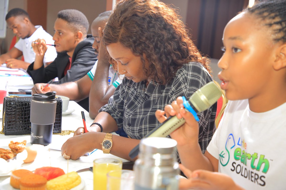 As we prepare for the Africa Climate Summit &amp; COP30… 🌍
I told leaders at the Just Transition Roundtable:

Children aren’t the future ...we are partners NOW.
Let us in. Train us. Trust us. 💚
Thanks you <a href="/TardFoundation/">Tard Foundation</a>

#LittleEarthSoldiers #JustTransition #childrenvoices