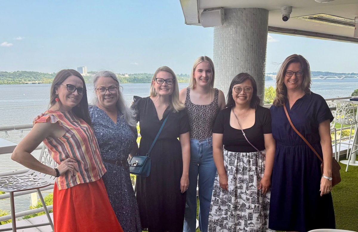 A few weeks ago, I had the pleasure of attending the summer NAEA Board Meeting alongside Director-Elect Gino Molfino in Alexandra. It was a fantastic opportunity to connect with fellow  leaders as we look ahead to the future of the association and our field.