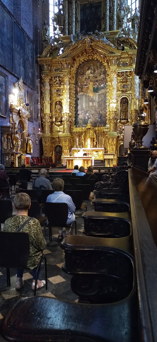 Mass this evening at the Basilica of Corpus Christi here in Kraków for the feast St. Dominic.

St. Dominic, pray for us!
