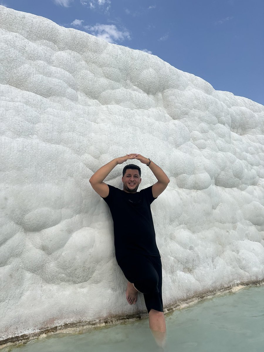 Hayat kısa sadece gülümse …