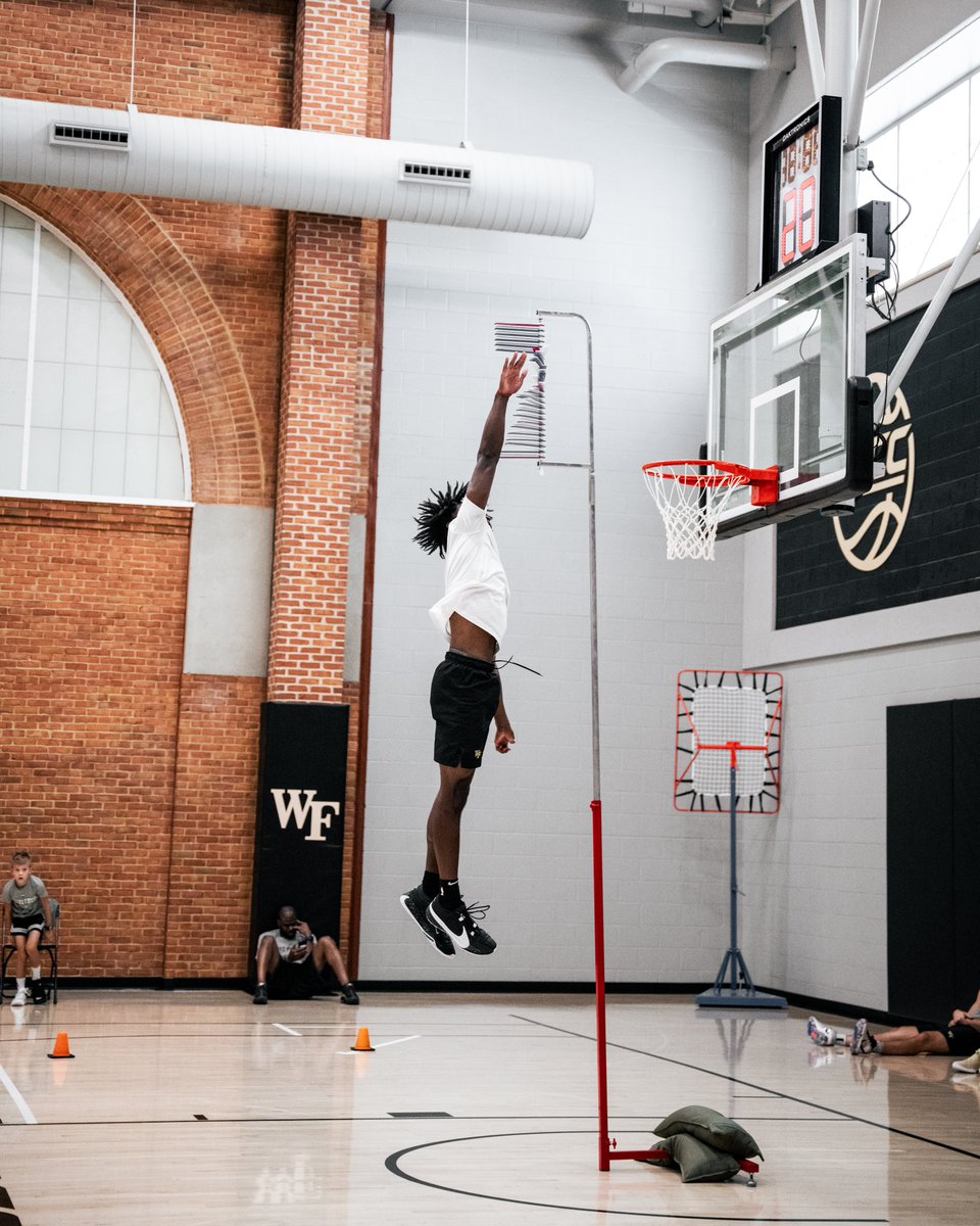 Levitate, Levitate, Levitate, Levitate ⬆️