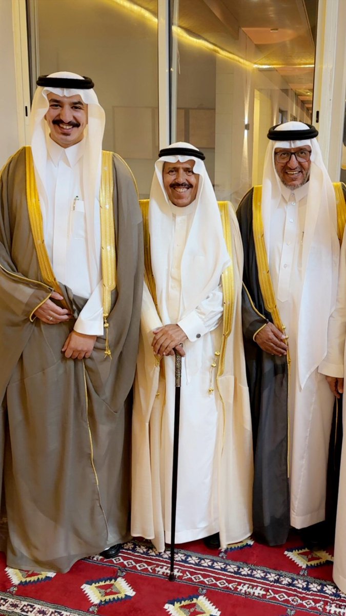 Mohammedhz911's tweet photo. #الصورة
مع الاخ الاستاذ على بن حاسن بن رقعان وابنه الدكتور عبدالسلام والأستاذ محمد بن علي بن جازع في ليلة مباركة بمناسبة ملكة عبدالسلام على ابنة الدكتور معمر العمري . https://t.co/YoVDxK6acb