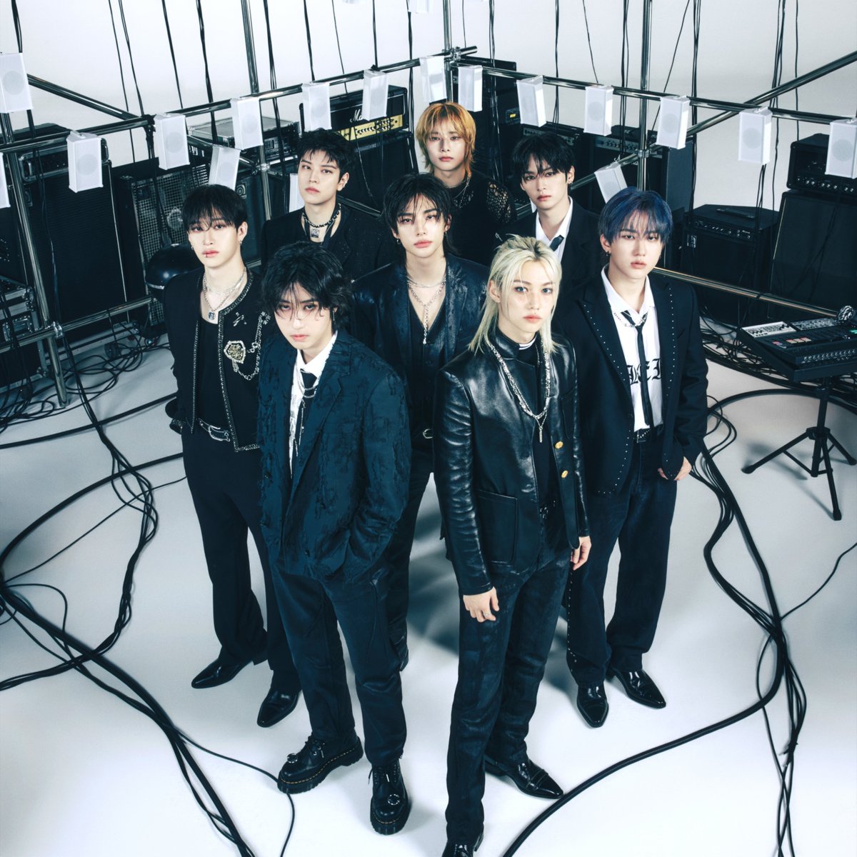 billboardskz's tweet photo. #StrayKids (@Stray_Kids) #dominATE World Tour is the biggest for any K-Pop acts in Latin America, North America, and Europe (via Billboard).

Region (Shows), Sold Tickets – Revenue

Latin America (8), 361K – $41.1M
North America (13), 491K – $76.2M
Europe (8), 391K – $64.50