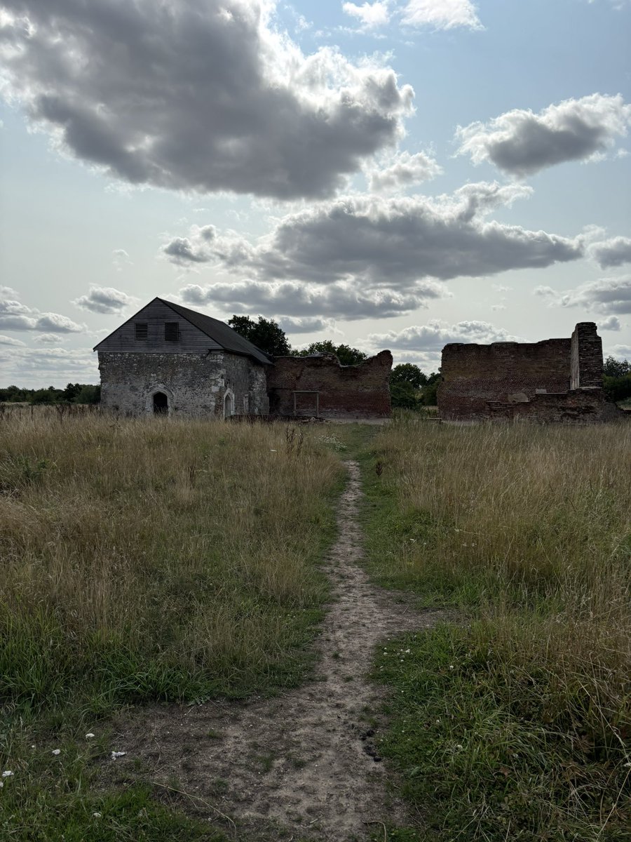 michael jones (@maharbal57) on Twitter photo The remains of Woking Palace - a site steeped in history but now sadly being targeted by vandals. Please repost to raise awareness. <a href="/NathenAmin/">Nathen Amin ✒️📚</a> @tudorplaces <a href="/NicolaTallis/">Dr Nicola Tallis</a> The remains of Woking Palace - a site steeped in history but now sadly being targeted by vandals. Please repost to raise awareness. <a href="/NathenAmin/">Nathen Amin ✒️📚</a> @tudorplaces <a href="/NicolaTallis/">Dr Nicola Tallis</a>