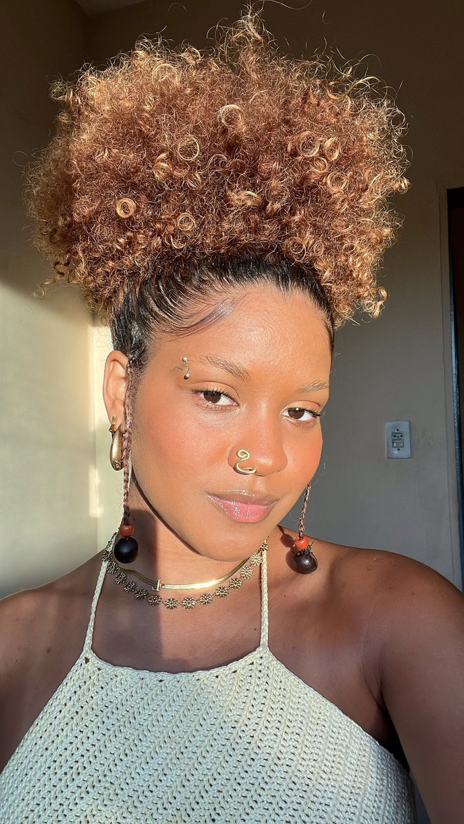 🧚🏾‍♀️✨