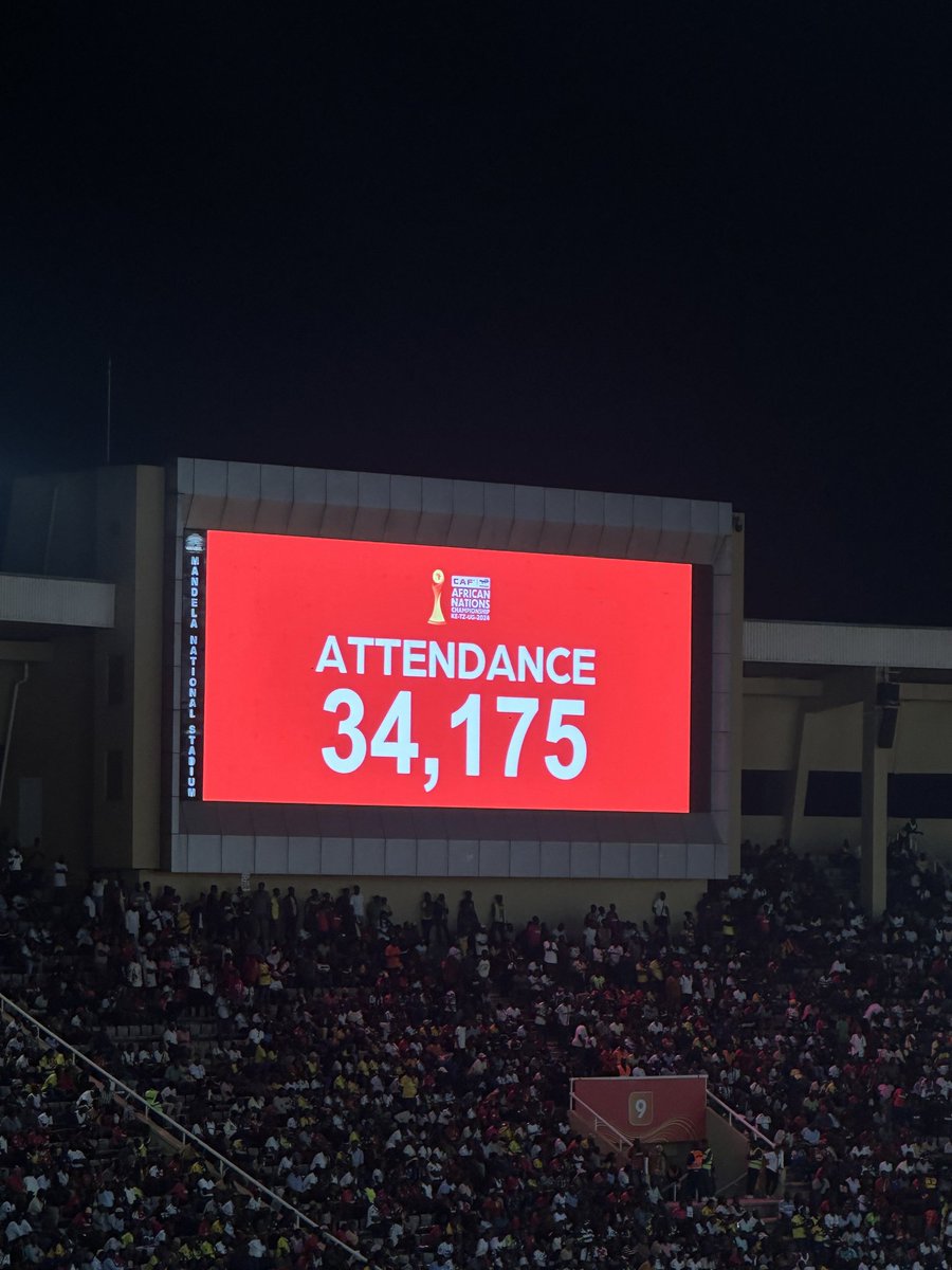 34,175 fans have watched the match between Guinea and Uganda live at Mandela National Stadium.

📷: <a href="/its_Phidy/">♡P𝚑𝚒𝚍𝚢♡</a>
#TotalEnergiesCHAN2024