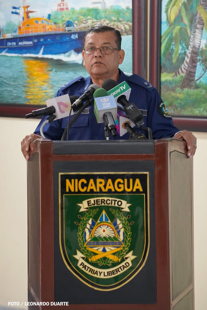 ⚓ Rumbo a los 45 años de la Fuerza Naval  

El Jefe de la Fuerza Naval, Contralmirante Ángel Eugenio Fonseca Donaire, sostuvo reunión informativa en preparación al 45 aniversario de fundación.  

Más información aquí 👇🏽 

diariobarricada.com/2025/08/08/fue…