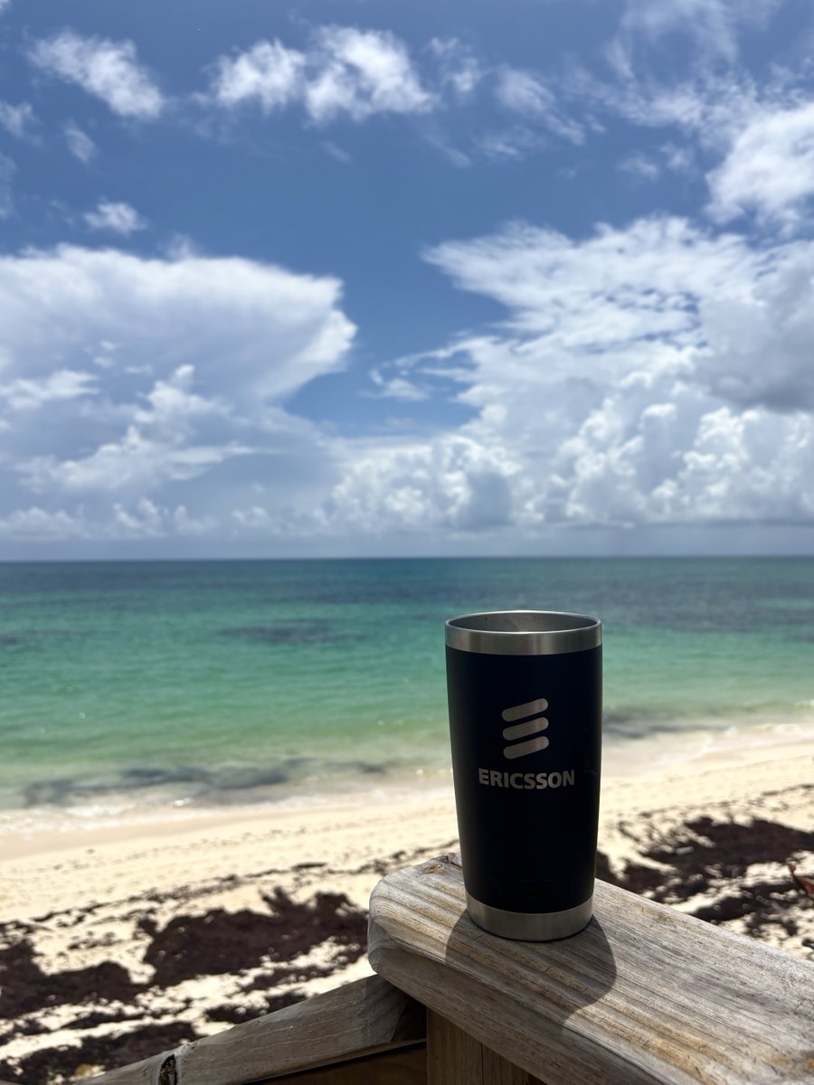 Inviting partner marketers to wrap up summer ☀️ with a reward!

Complete the Mountaineer Level 1 path + download a campaign-in-a-box by Sept 30 to earn:

🥤 Ericsson travel mug (similar to the one shown) 
💳 $25 gift card

Details 👉  partners.cradlepoint.com/prm/api/object…
