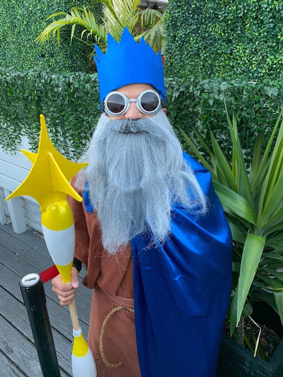 partyhats tweet media