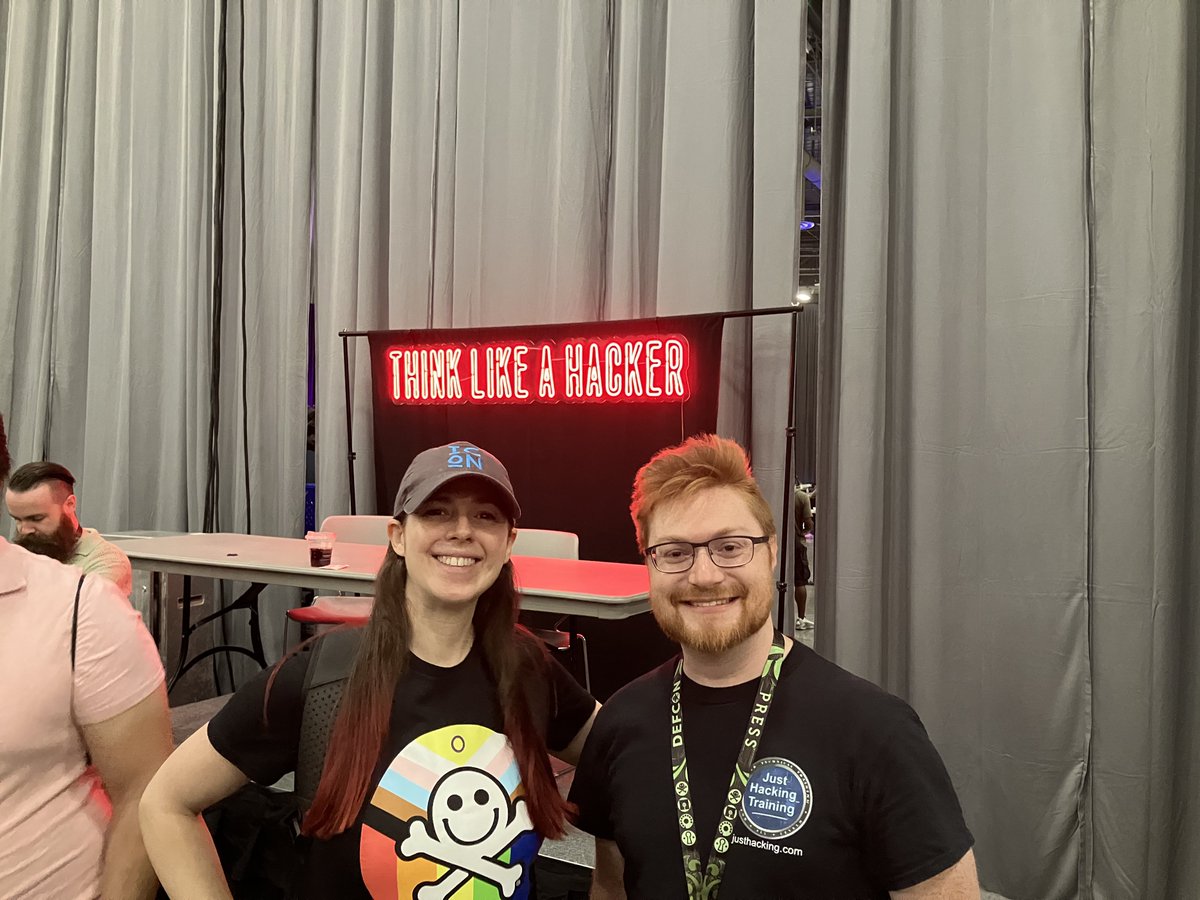 Keren Elazari tweet media