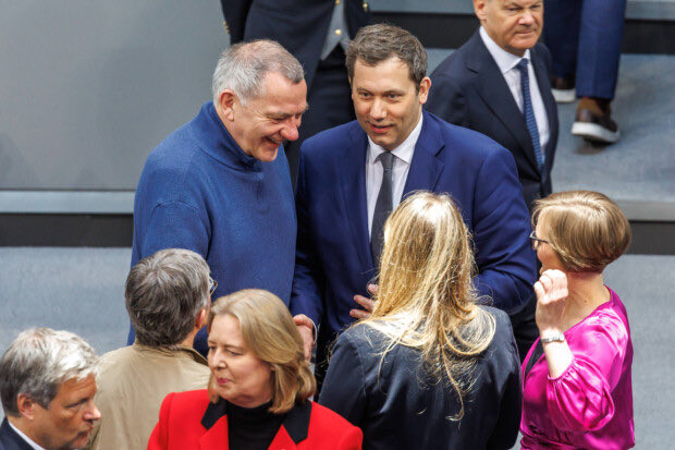 Ein Bild sagt mehr als tausend Worte….
Michel wach auf! 🇩🇪