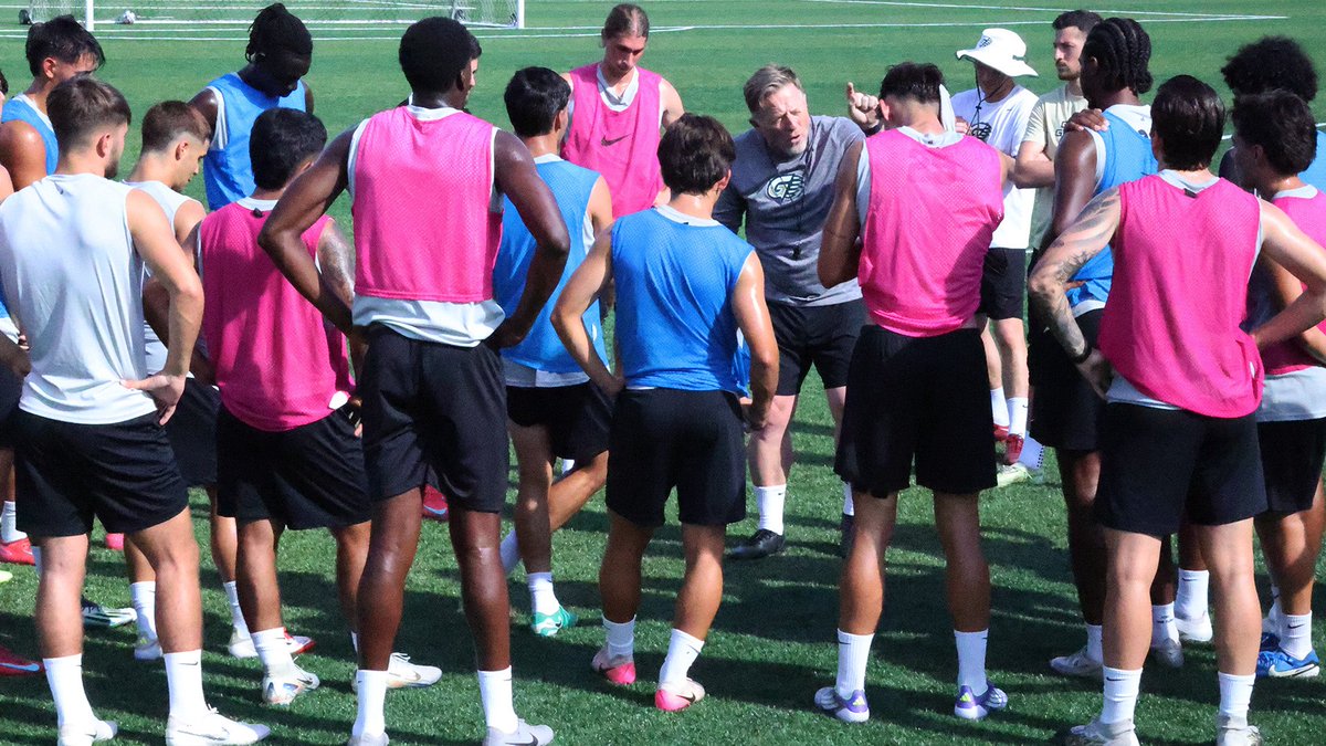 GGC_MSoccer's tweet photo. Getting closer to the start of the season!

#ClawsOut | #team14 https://t.co/C6E54N0ZPH