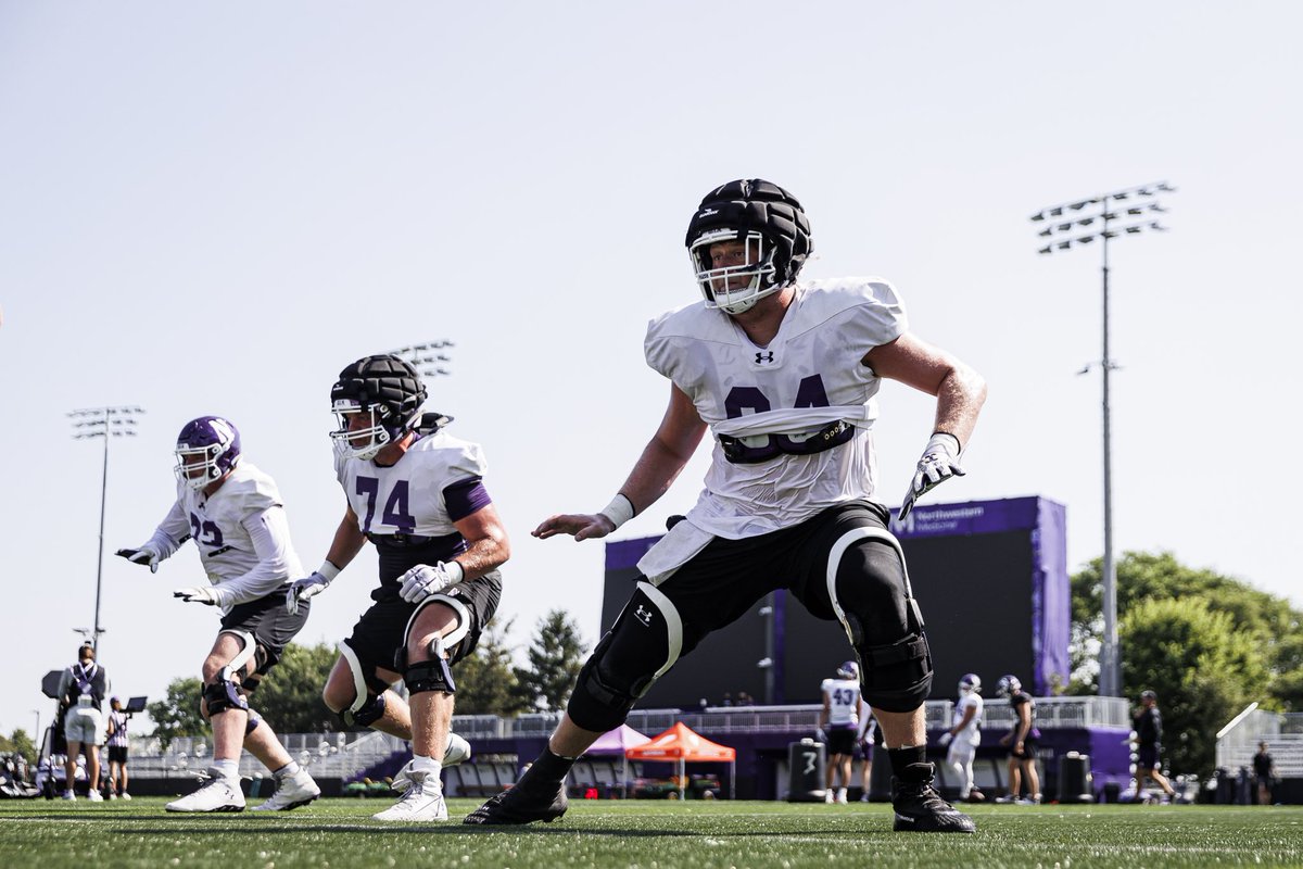 Northwestern Football (@nufbfamily) on Twitter photo Beautiful day for ball. Beautiful day for ball.