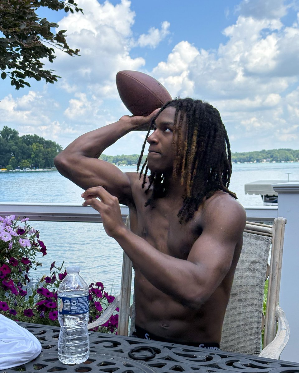 WMUMBB's tweet image. Closed out the summer at the lake ☀️🌊

#BroncosReign | #ALLIN