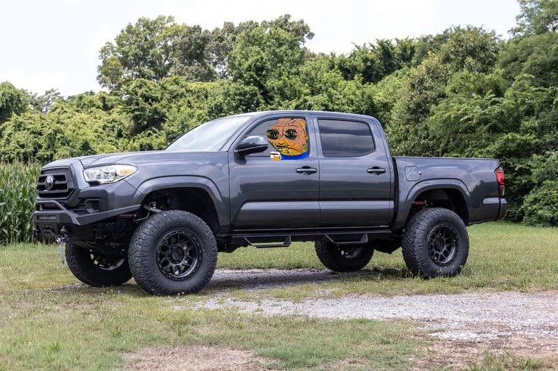 Been working on getting my money up so I could do my dream build for my truck.

What u guys think?