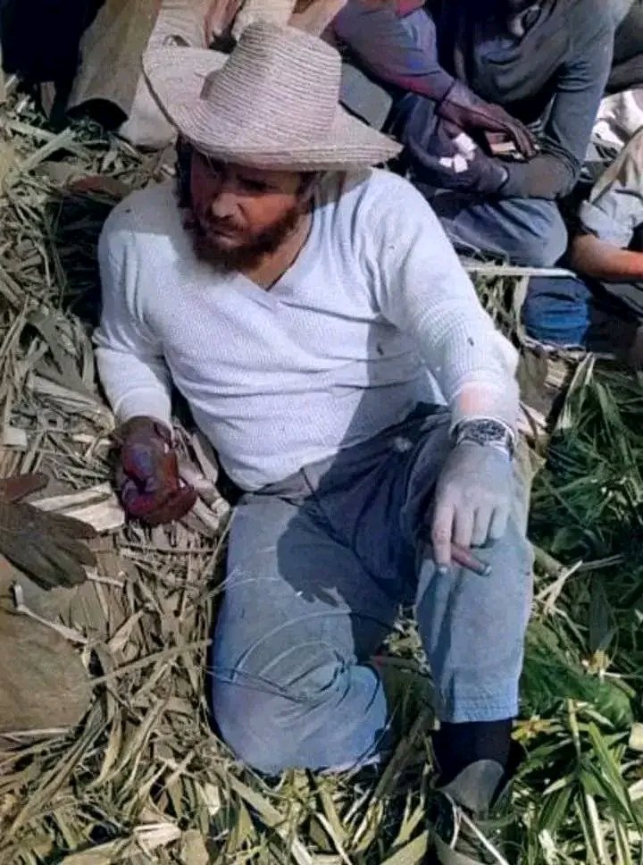 YaineCelia's tweet photo. #Fidel(4/04/1987): "El socialismo es la ciencia del ejemplo". ¡ Y siempre predicó con el ! #100AñosConFidel https://t.co/3dic0DpiGL