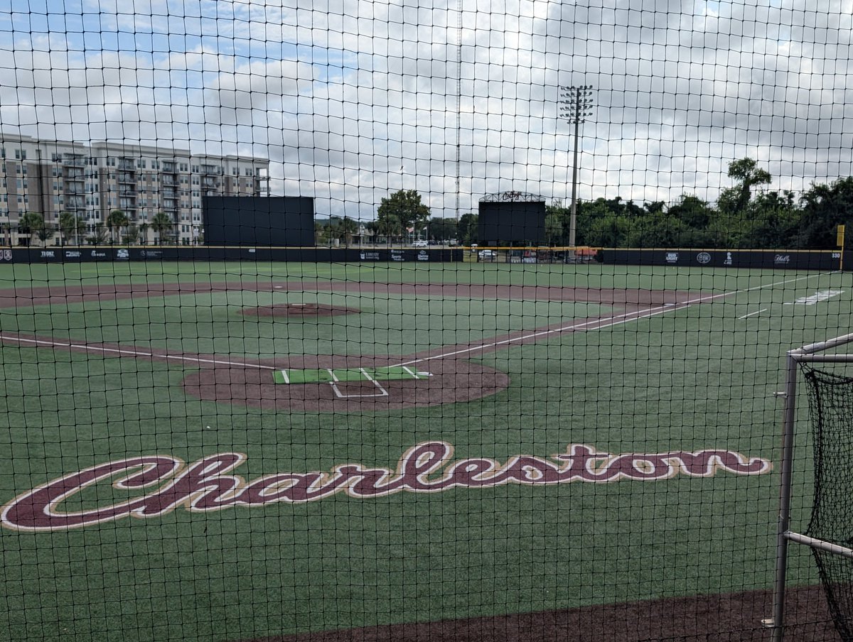 Great camp down at <a href="/CofCBaseball/">Charleston Baseball</a>. Thanks to <a href="/BridgesSawyer/">Sawyer Bridges</a> and <a href="/WillDorton24/">Will Dorton</a> for having me. Looking forward to being back soon.