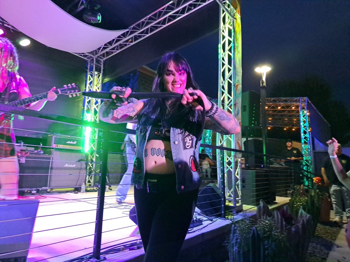 The Carolinas! Raleigh tonight &amp; Newberry tomorrow + all dem shows!

Aug 8 Raleigh North Carolina Chapel of Bones 
Aug 9 South Carolina Newberry Opera House