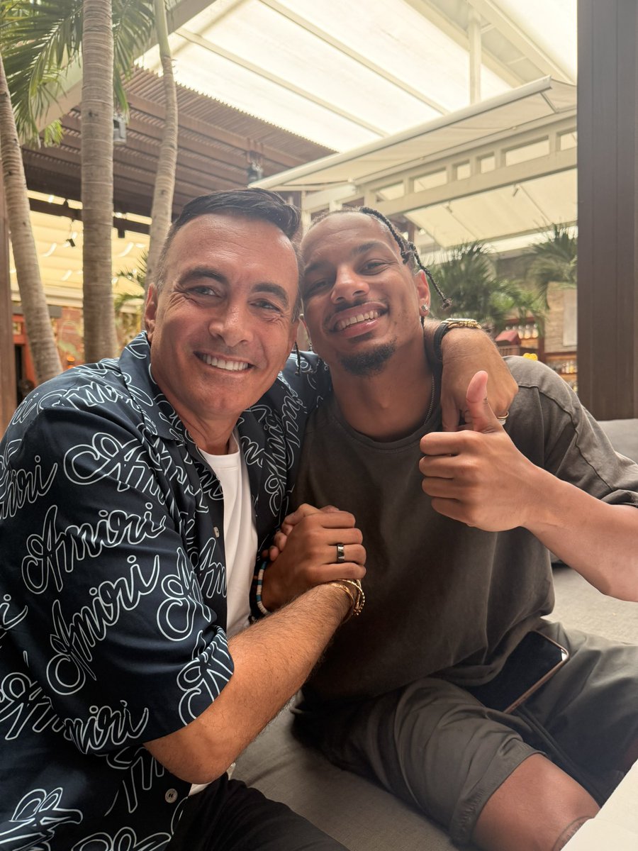 Abbiamo passato 1 ora insieme, da vecchi amici. Ho provato grande soddisfazione nel ricevere tanto affetto da un ragazzo che è stato straordinario con noi e che ha giustamente fatto la scelta di provare a vincere una Eurolega in una città importante come Parigi. Ma sapere che