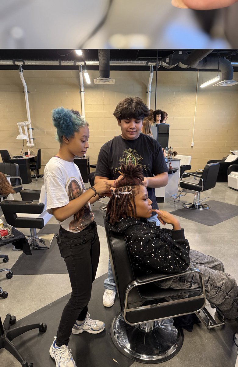 Carbondale H.S. tweet media