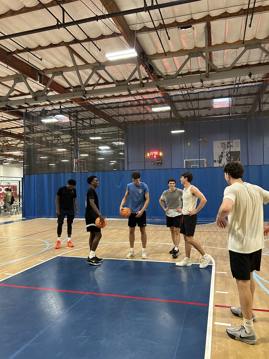 I don’t take these opportunities for granted .. players of all levels learning from each other. Juco, National Juco, D3, D2, NAIA, D1.

Excited to watch these guys GO &amp; GROW