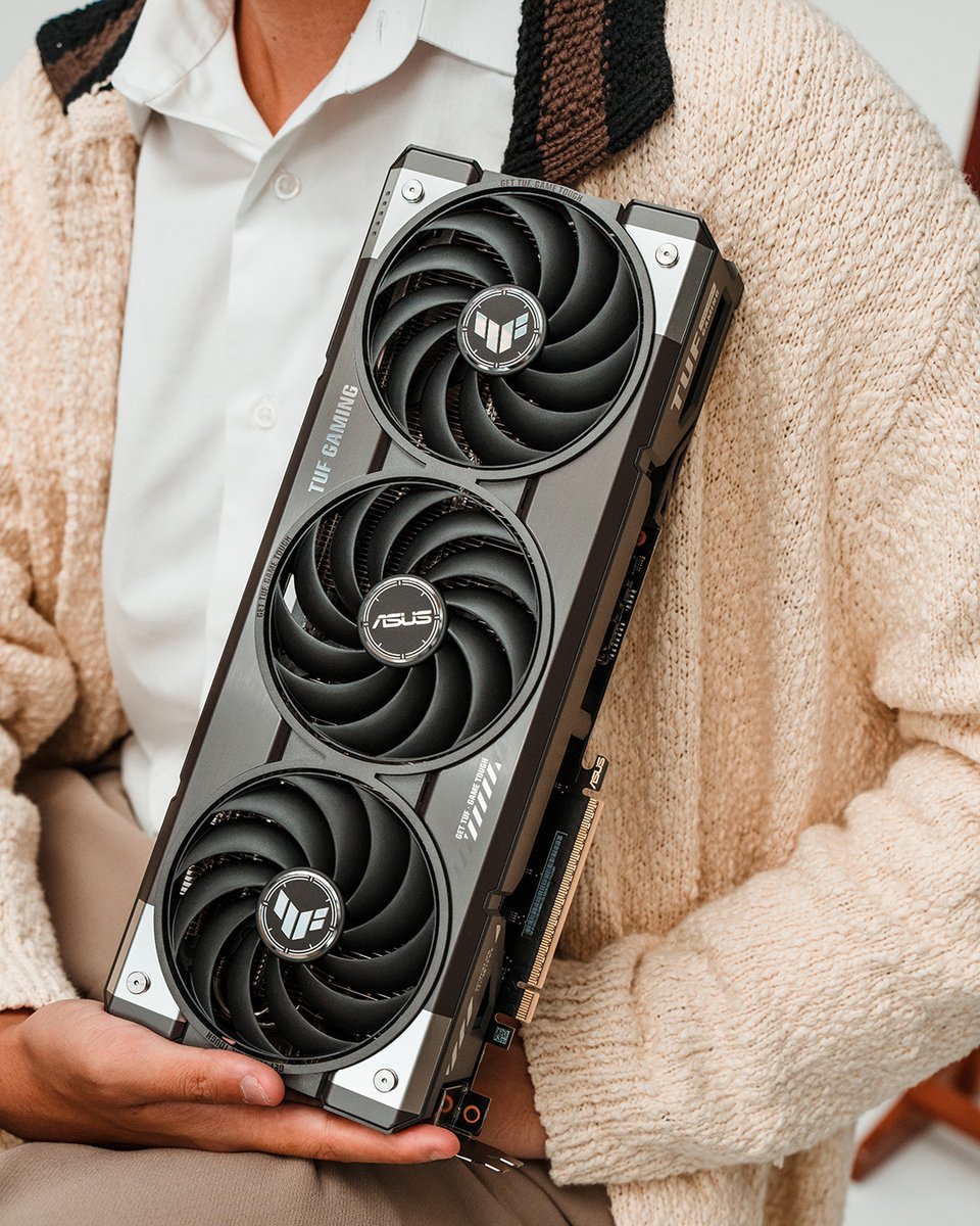 Back to school. Back to builds.
Power up with the TUF Gaming 5070—now featured in our latest deals.

🛒 us.asus.click/BTS25