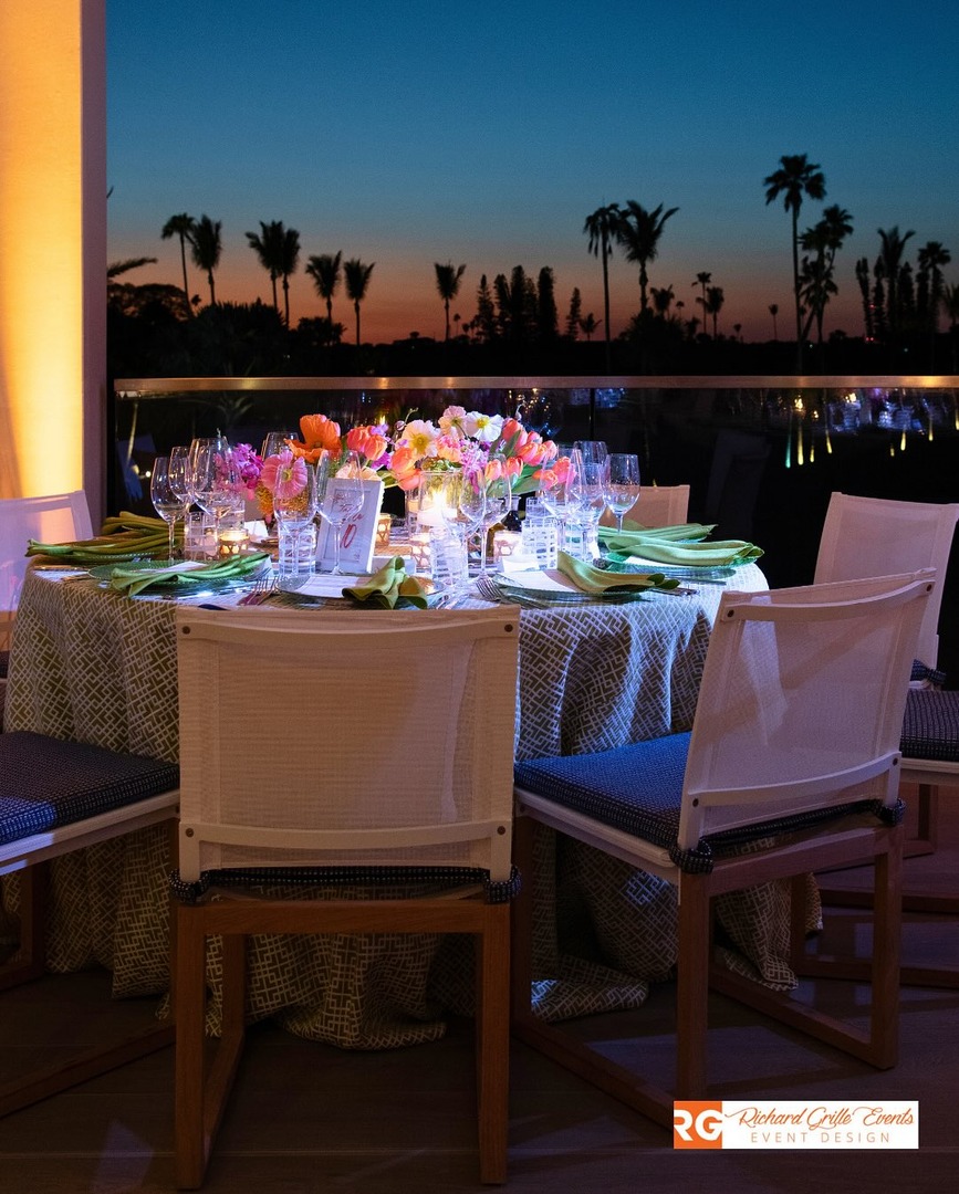 partytables's tweet image. Our Arcadia Pear linen bringing on the weekend summer vibes!
(Planner: Richard Grille Events | Linens: Party Tables) #EventDesign #WeddingDesign