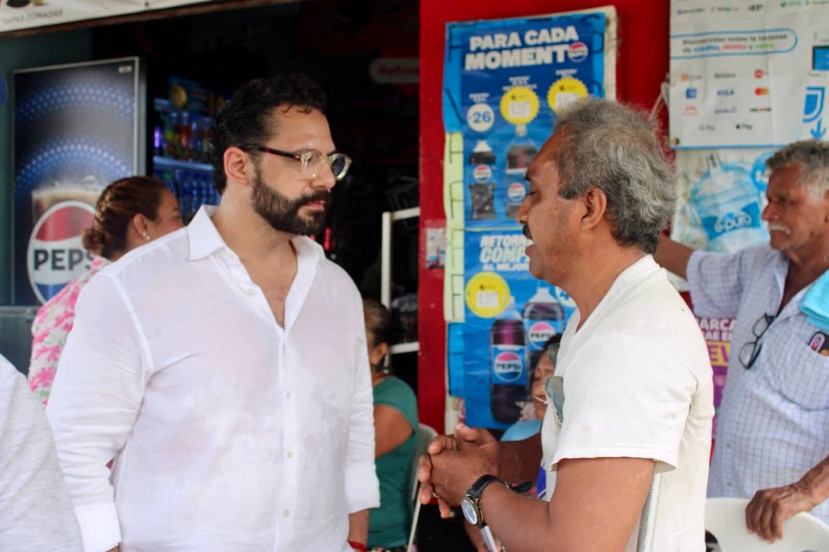 Visité y conversé con vecinos de las colonias Trópico de la Rivera y Héroes de Nacozari, todos cada vez más convencidos de que la transformación que proponemos para Coatza es posible y será una realidad.
¡En Coatzacoalcos nos irá muy bien!