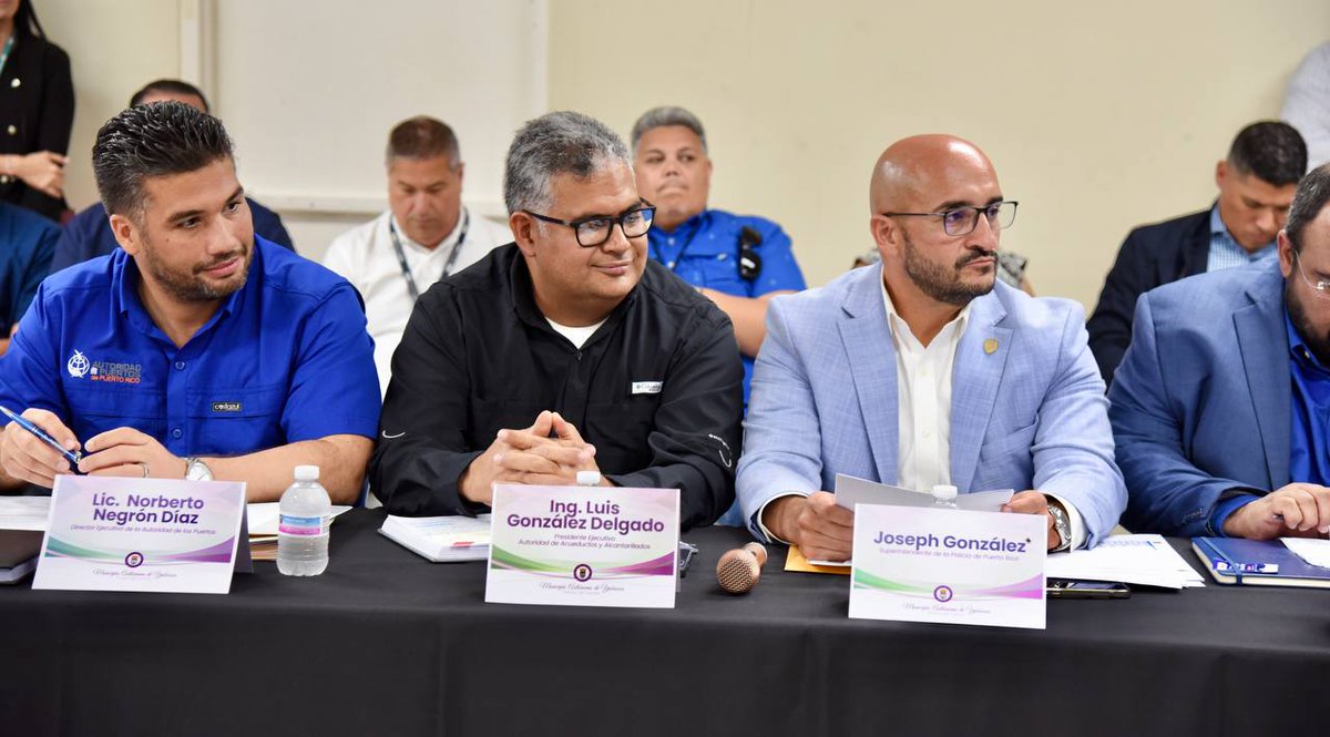 #AAAEnYabucoa | El presidente ejecutivo de la AAA, Ing. Luis R. González Delgado, junto a la gobernadora Jenniffer González Colón, se reunió con el alcalde Rafy Surillo para atender necesidades de infraestructura de agua. Se discutió la PR-901, Camino Nuevo y el Pozo de Limones.