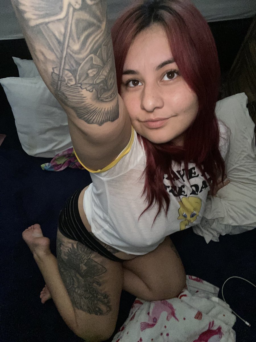 This pretty little face deserves all of your money.
Shut up don’t think just send 💋