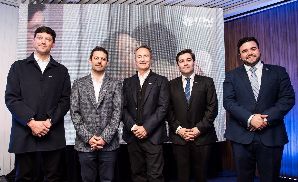 CChC La Serena (@cchclaserena) on Twitter photo Giovanni Innocenti es el nuevo presidente electo de la <a href="/CChCLaSerena/">CChC La Serena</a> periodo 2025-2027.
Lo acompañan en esta gestión el vicepresidente gremial Raimundo José Rencoret, el vicepresidente gestión, Arturo Villalón; el past presidente Felipe Páez y el gerente Rodolfo Sepúlveda. Giovanni Innocenti es el nuevo presidente electo de la <a href="/CChCLaSerena/">CChC La Serena</a> periodo 2025-2027.
Lo acompañan en esta gestión el vicepresidente gremial Raimundo José Rencoret, el vicepresidente gestión, Arturo Villalón; el past presidente Felipe Páez y el gerente Rodolfo Sepúlveda.