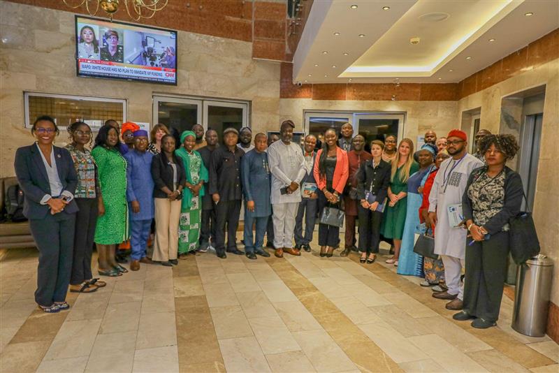 UN_Disarmament's tweet image. 📍Abuja, Nigeria | 7 August | @UN_Disarmament and @odaunrec hosted a high-level roundtable with West African NGO leaders to explore how civil society can advance disarmament and build stronger ties with communities and policymakers. #UNODA #Disarmament