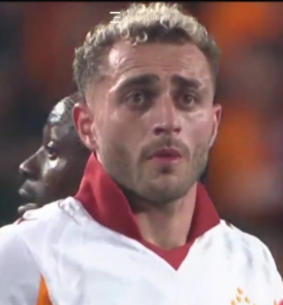 yakası kalkık b. yılmaz mı